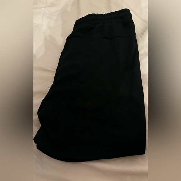 Short - Picture 3 of 3